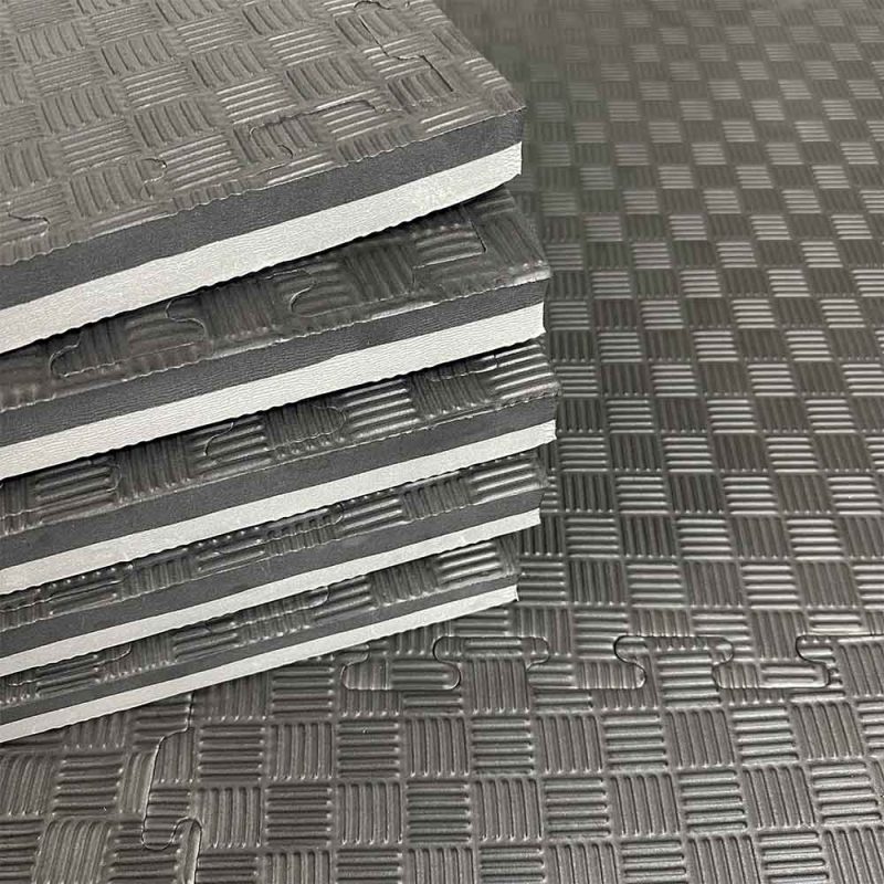 Vloertegels stapel